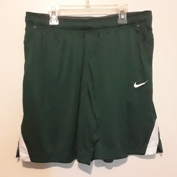 hunter green nike shorts